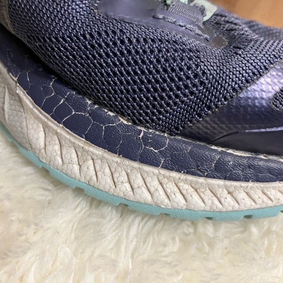 Saucony Womens Everun Hurricane ISO Running Sneakers Shoes Size 5 - Picture 7 of 10